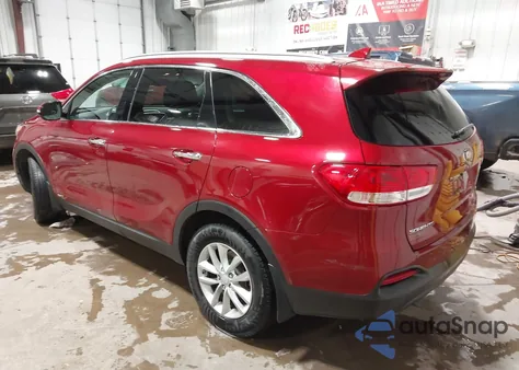 2016 Kia Sorento 2.4L Lx z USA, uszkodzony, nr VIN 5XYPGDA32GG097796